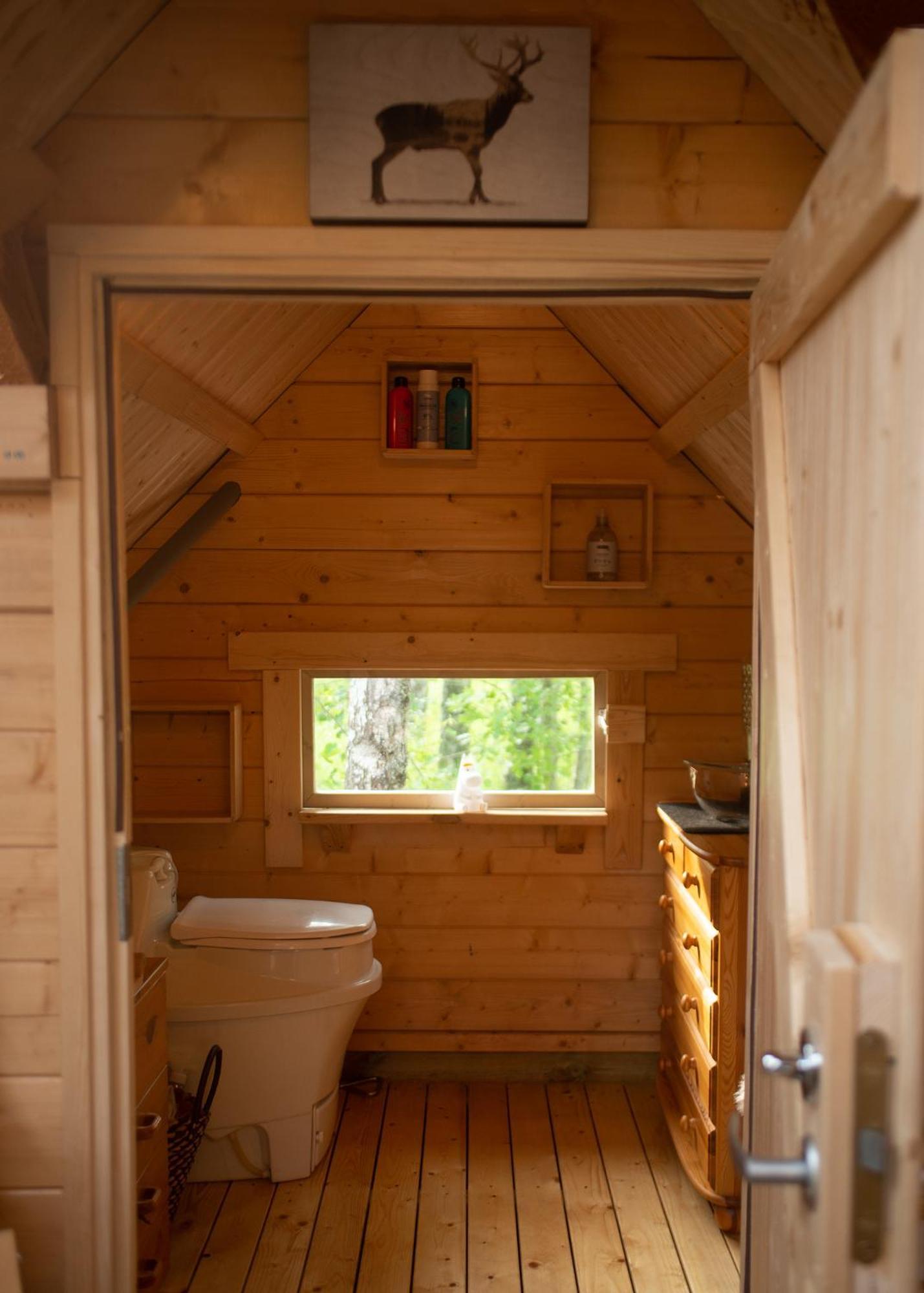 Troll House Eco-Cottage, Nuuksio For Nature Lovers, Petfriendly Espoo Eksteriør billede